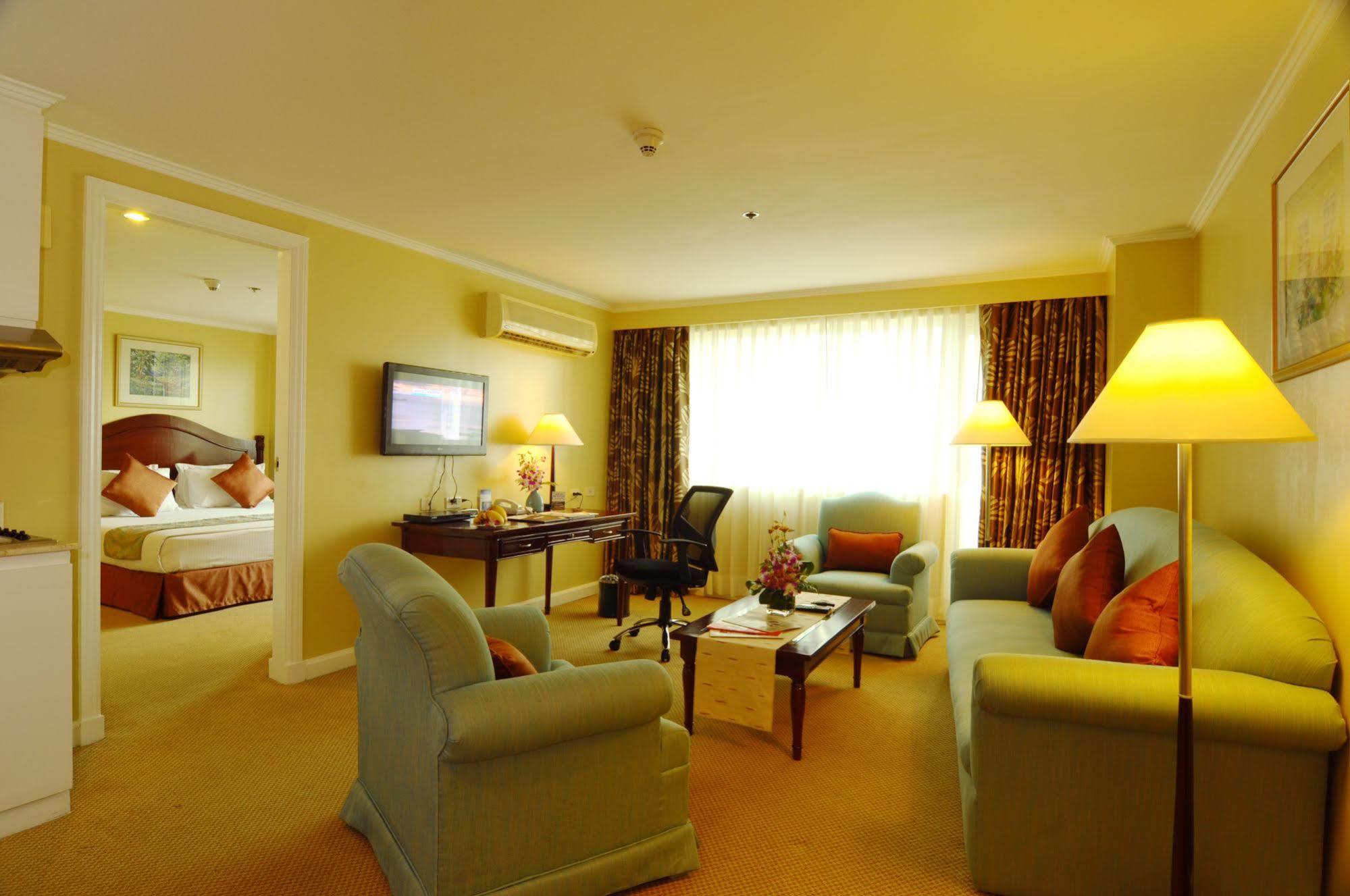 סן פדרו מקאטי Oxford Suites Makati מראה חיצוני תמונה