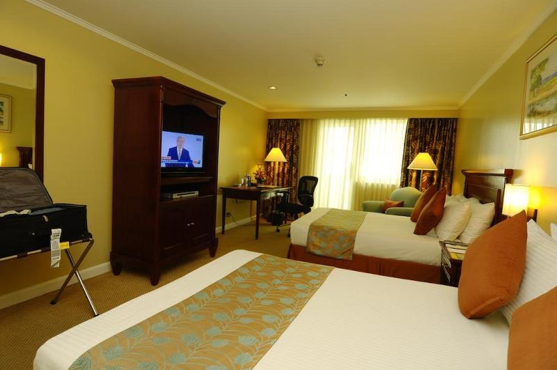 סן פדרו מקאטי Oxford Suites Makati מראה חיצוני תמונה